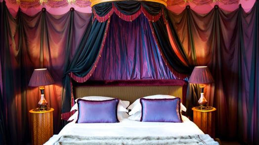 004063-08-purple-bedroom